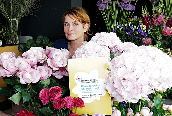 Anja Kling im Blumenladen, Bild: M. Knickriem/KiTZ
