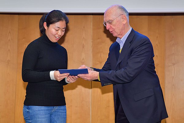 Peng Bo Sun gets award